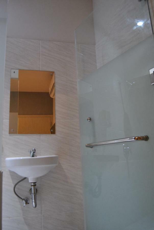 Lantai6 Hotel Jakarta Bagian luar foto